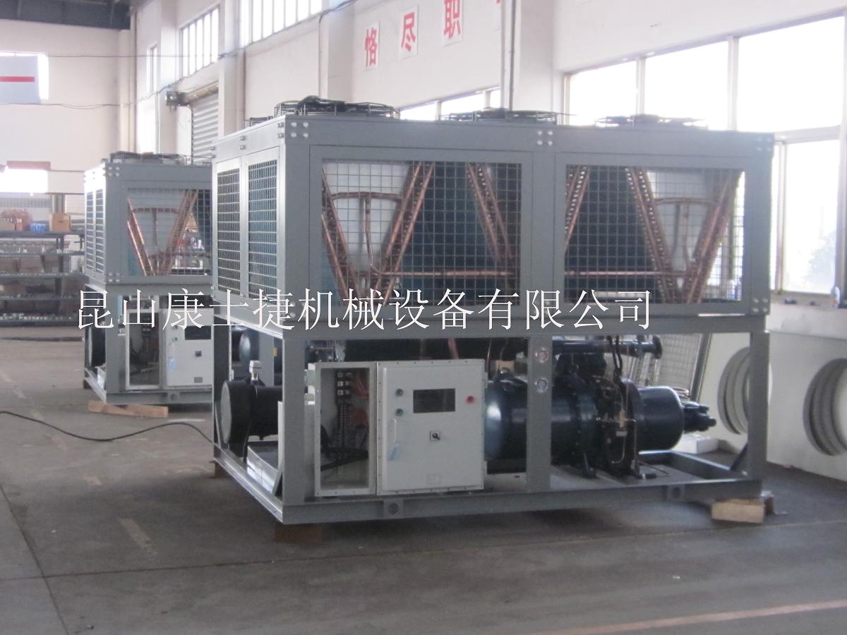 制藥行業(yè)空氣處理用制冷機組